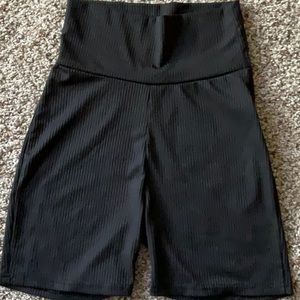 Black ribbed shorts